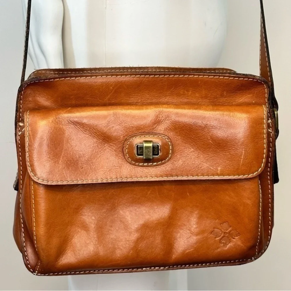 Patricia Nash Italian Leather Crossbody Purse - Picture 2 of 5